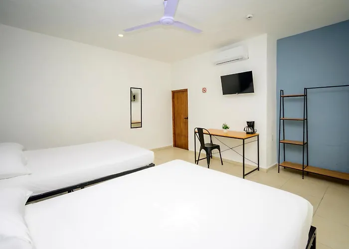 Hotel Paso Del Mar